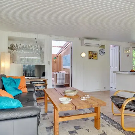 Dorith - 100m From The Sea By Interhome *